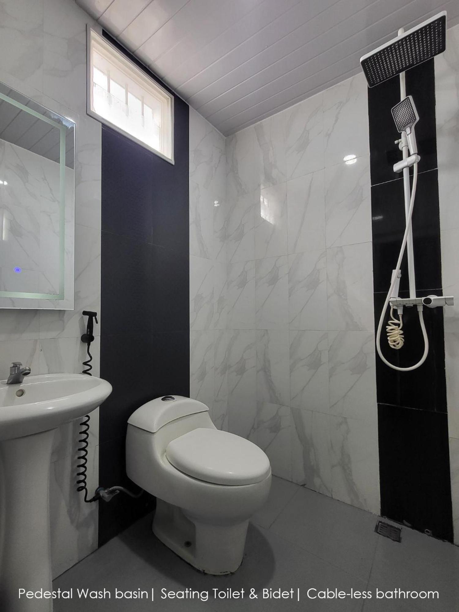 Cabin15 - Syariah Blitar ภายนอก รูปภาพ